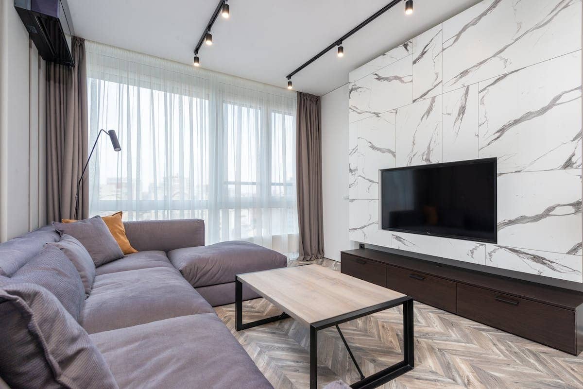 Intégration optimale des tendances actuelles de design dans vos projets de rénovation immobilière