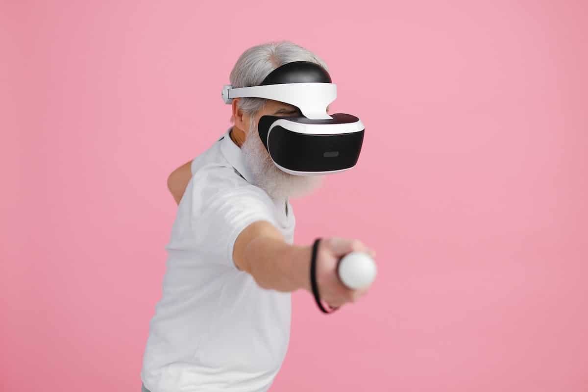 Influence de la réalité virtuelle sur la santé mentale des seniors : Décryptage des dernières études dans l’immobilier