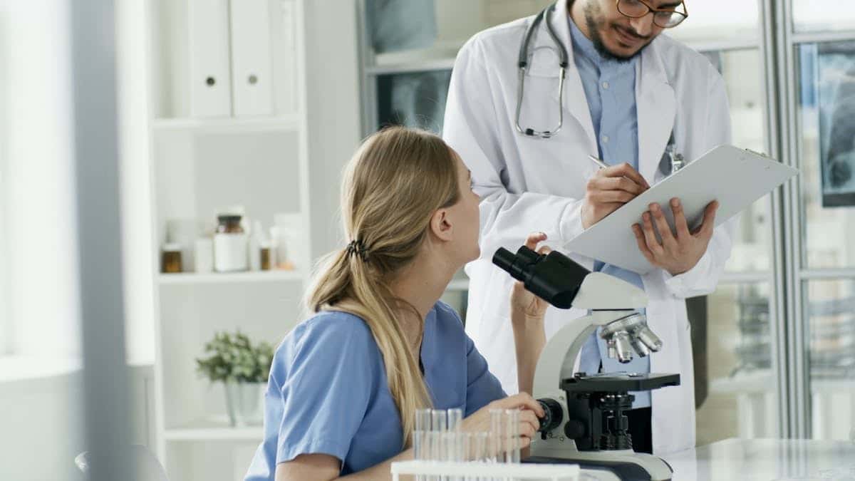 Optimiser l’offre hospitalière avec les espaces de co-working : bénéfices et obstacles en perspective
