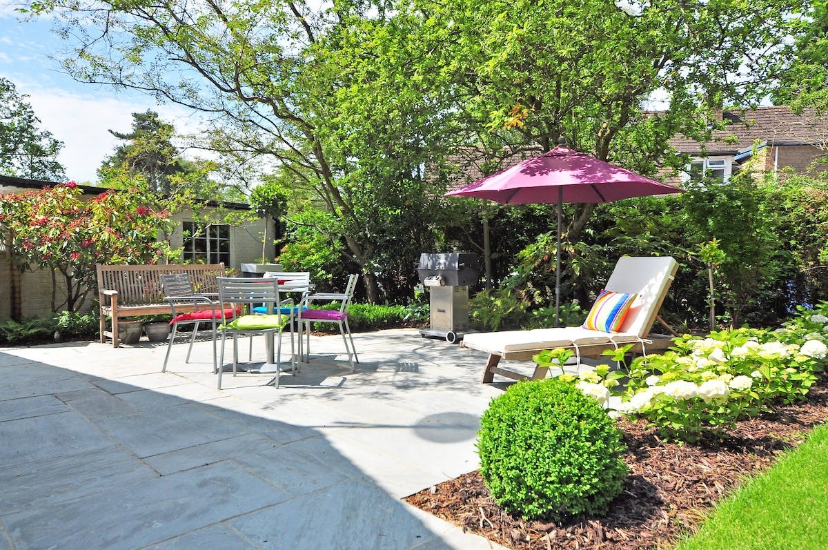 Décryptage des tendances jardinage incontournables pour sublimer son extérieur en cette nouvelle année